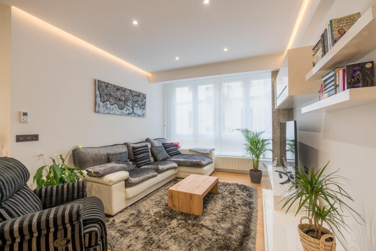 Tiboli Apartment By People Rentals ビルバオ エクステリア 写真