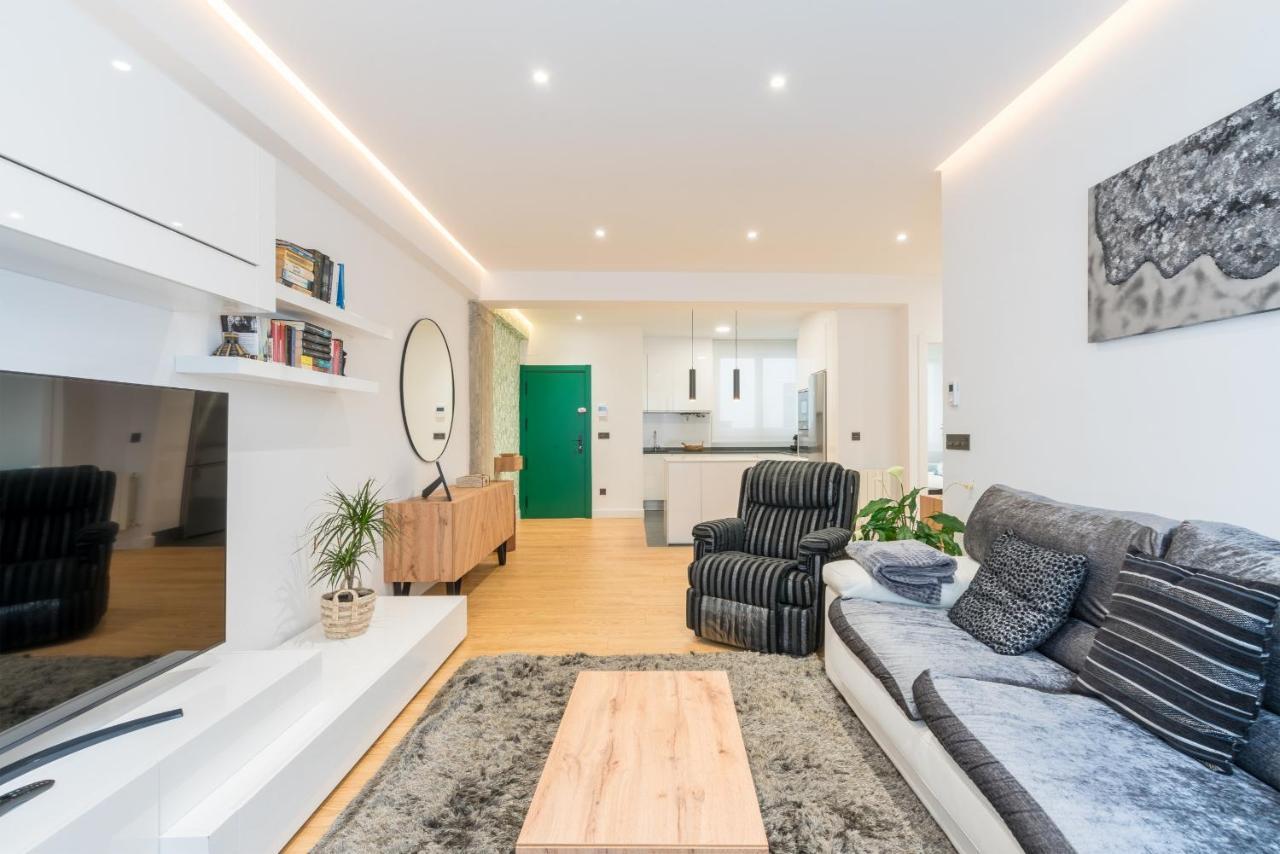 Tiboli Apartment By People Rentals ビルバオ エクステリア 写真